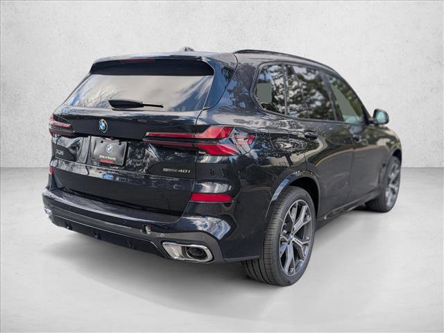 Used 2026 BMW X5 sDrive40i w/ M Sport Package RWD image 2