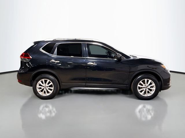 Used 2018 Nissan Rogue SV image 6