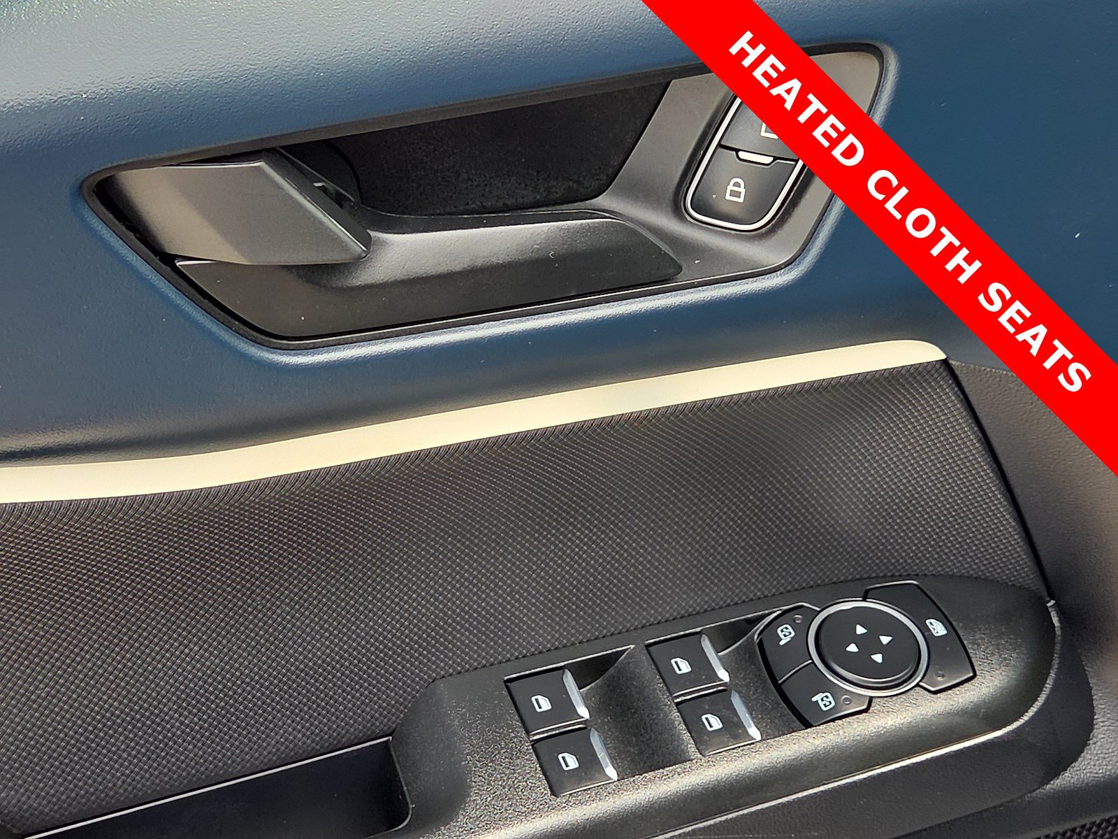 Used 2024 Ford Bronco Sport Heritage w/ Heritage Convenience Package AWD/4WD image 13