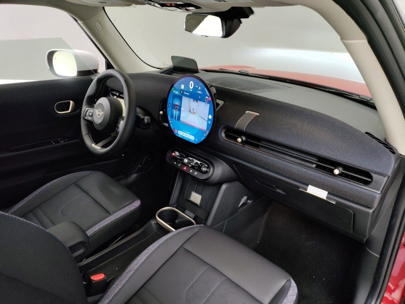 Used 2025 MINI Cooper 2-Door Hardtop image 20