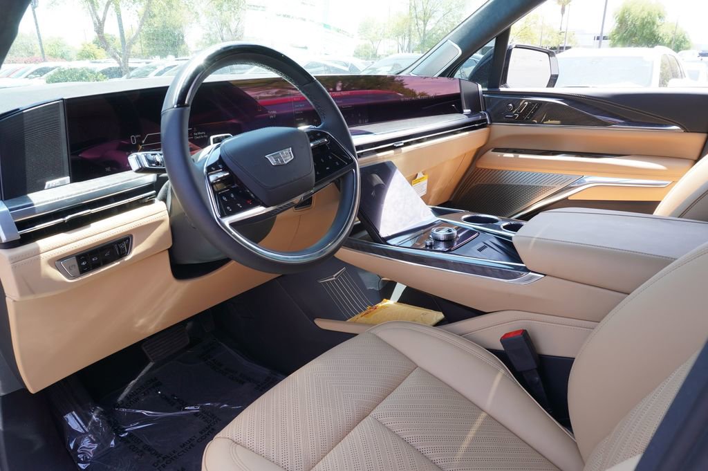 New 2025 Cadillac Escalade IQ Luxury 2 image 16