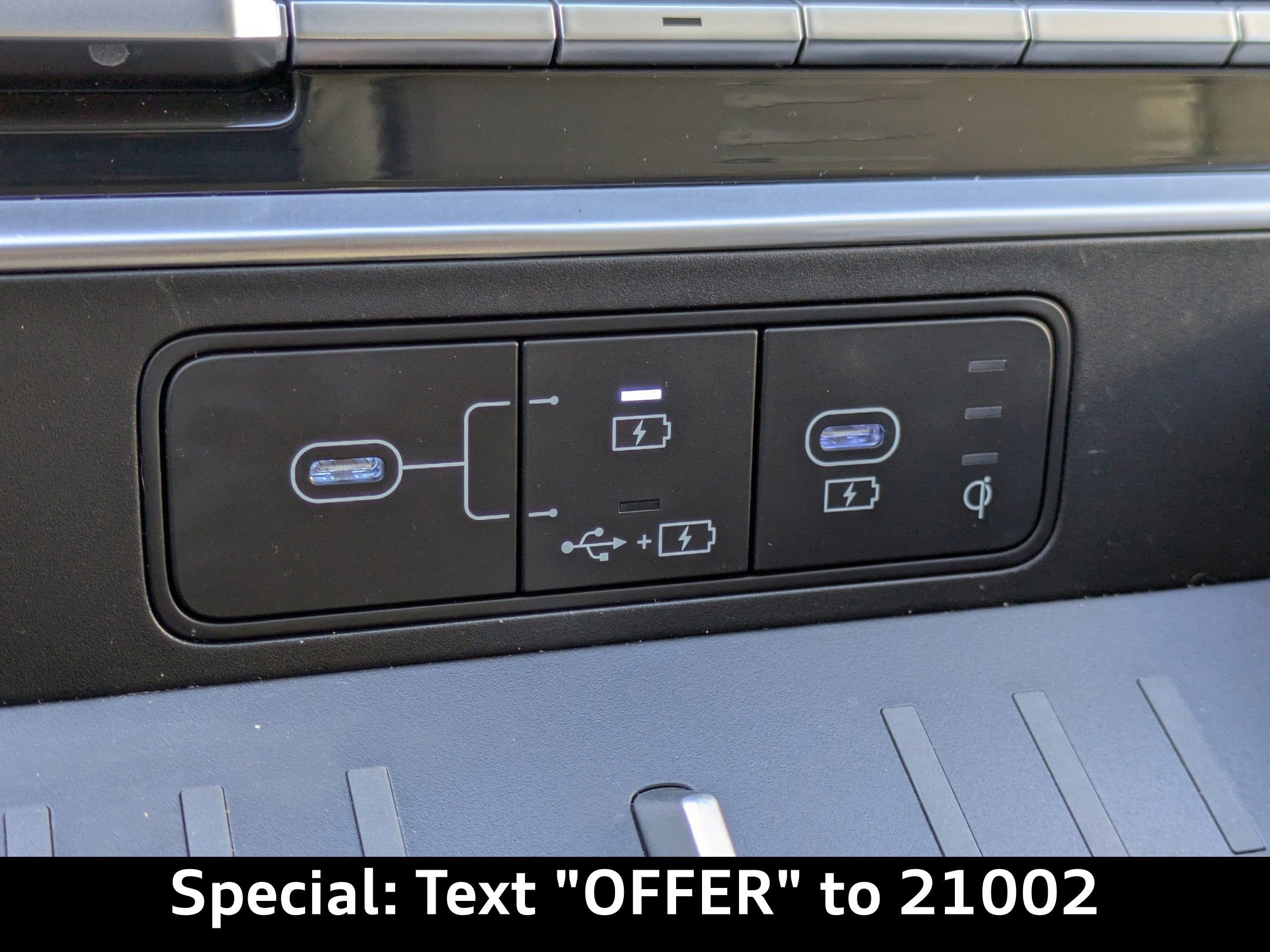 Used 2025 Hyundai Santa Fe XRT image 28