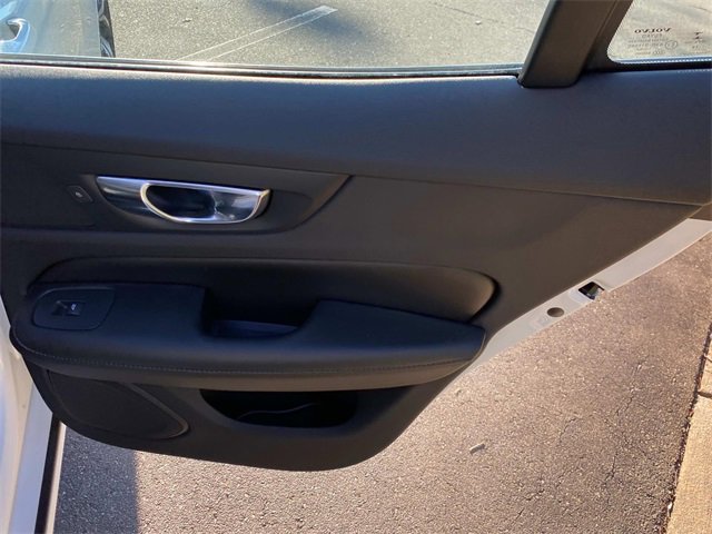 Used 2020 Volvo S60 T5 Momentum w/ Protection Package Premier image 31