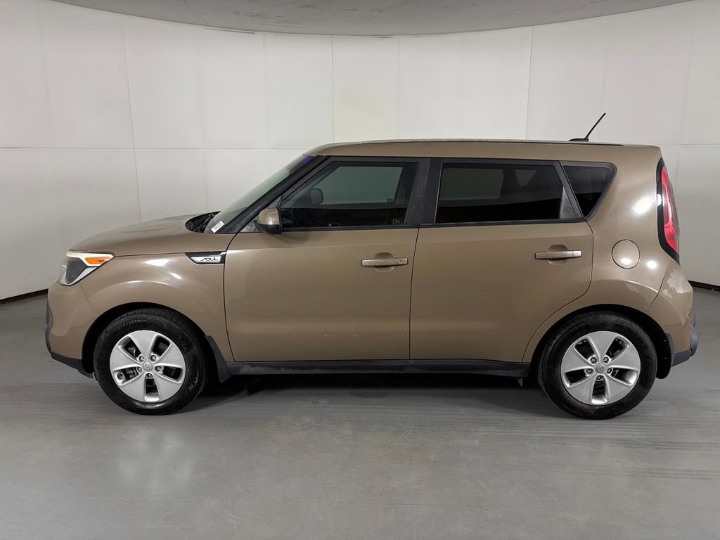 Used 2016 Kia Soul FWD image 4