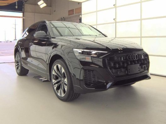 Used 2025 Audi Q8 Premium
