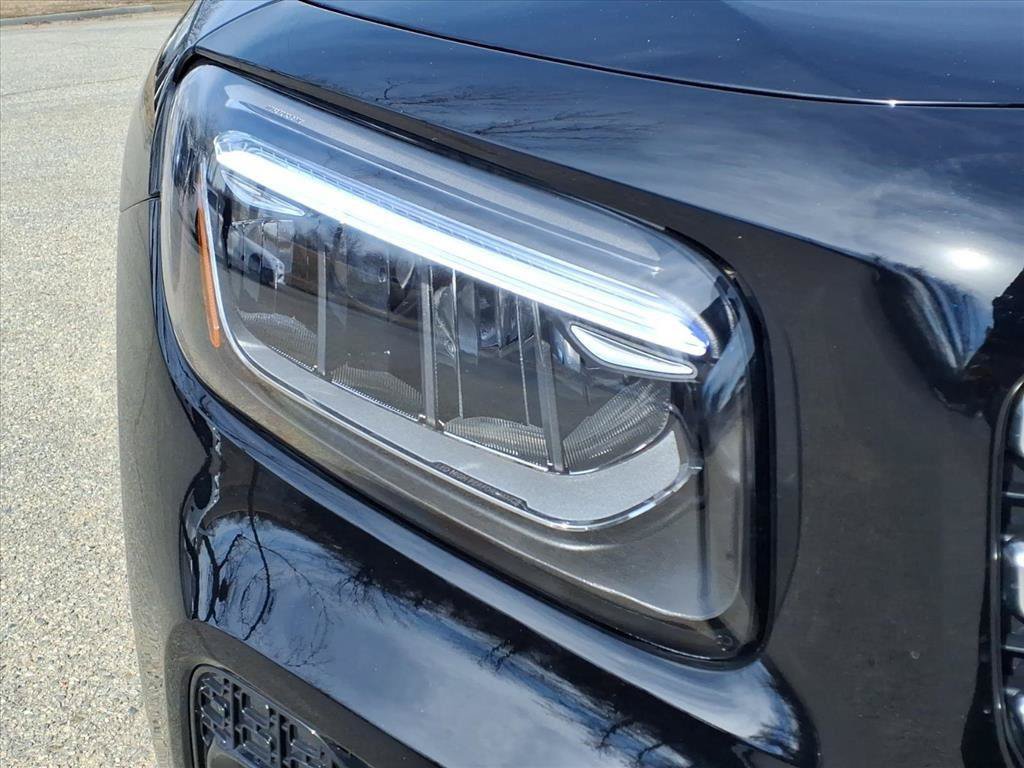 New 2026 Mercedes-Benz GLB 250 4MATIC image 2