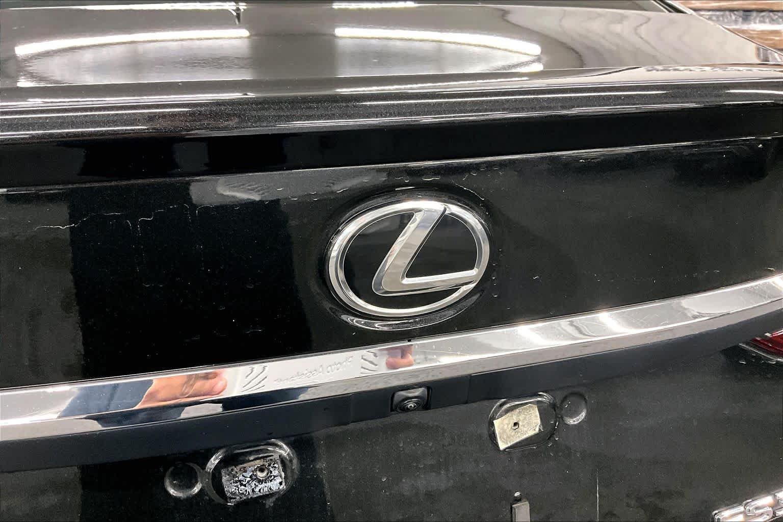 Used 2025 Lexus ES 300h w/ Premium Package FWD image 31