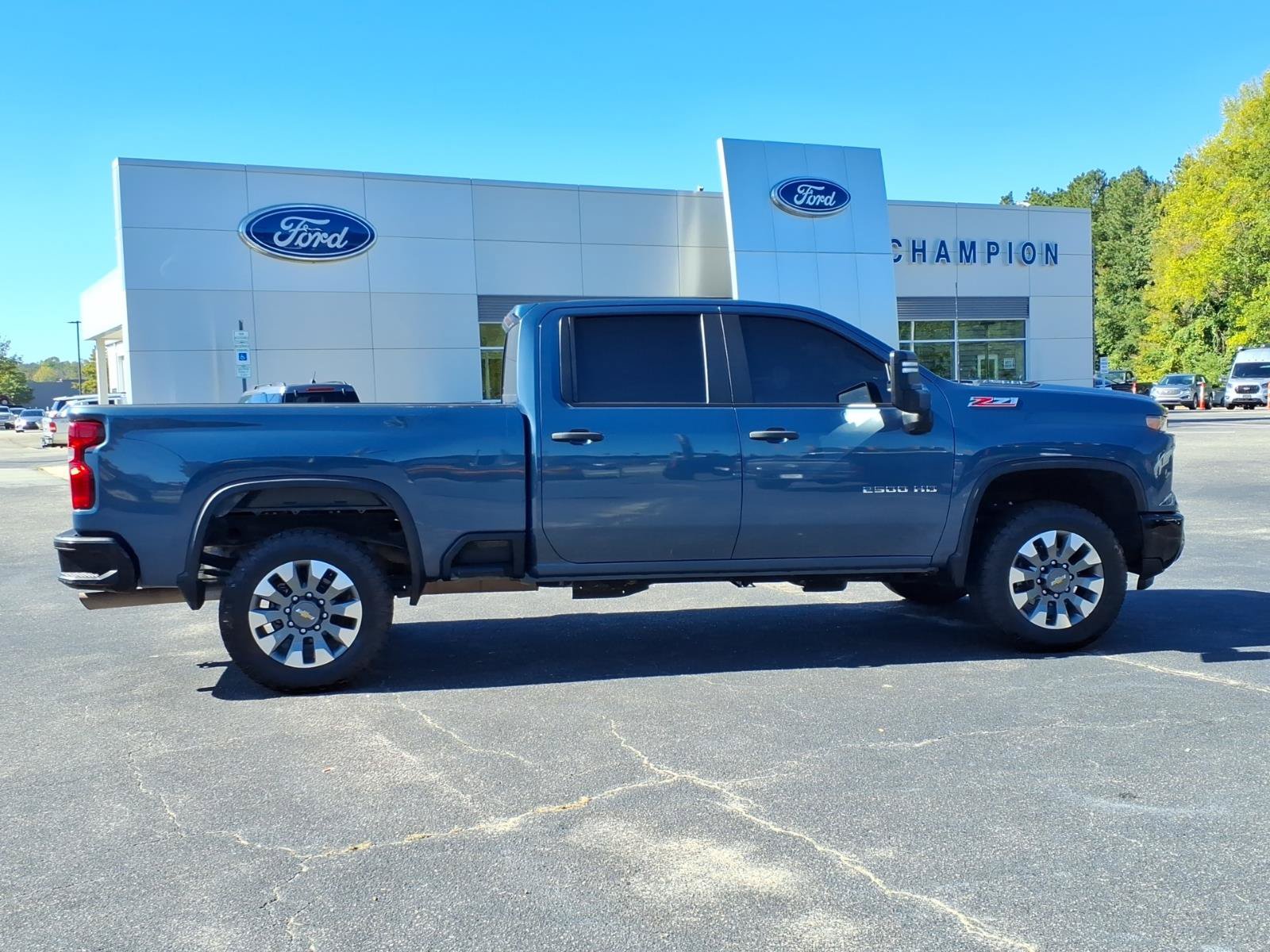 Used 2025 Chevrolet Silverado 2500 Custom w/ Custom Value Package AWD/4WD image 26