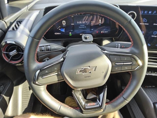 Used 2026 Chevrolet Equinox EV RS AWD/4WD image 5
