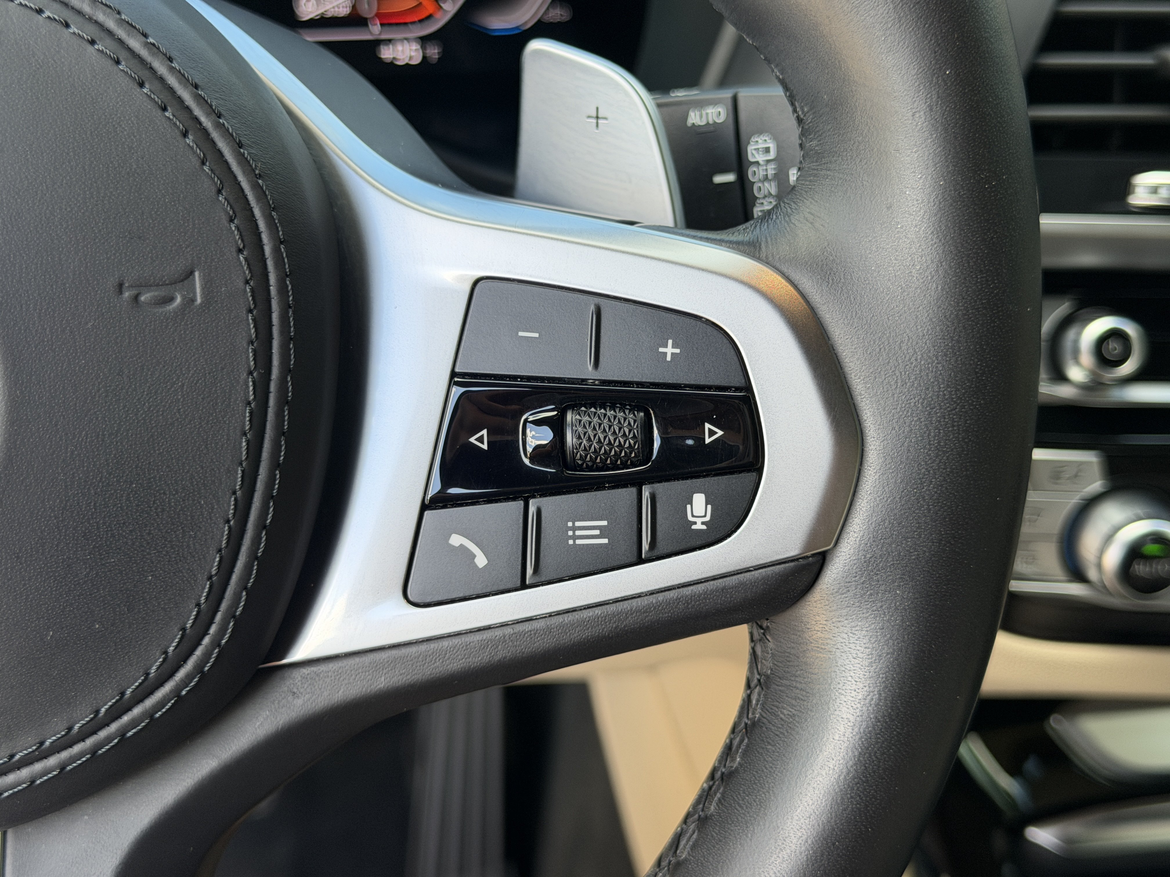 Used 2021 BMW X3 sDrive30i w/ Premium Package RWD image 32
