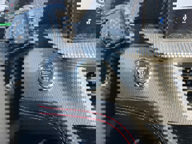 Certified 2025 Ford Explorer ST-Line w/ ST-Line Street Pack image 16