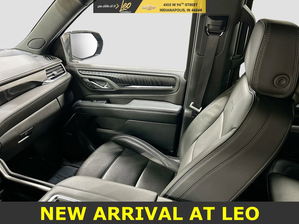 Used 2024 GMC Yukon XL Denali w/ Advanced Technology Package image 25