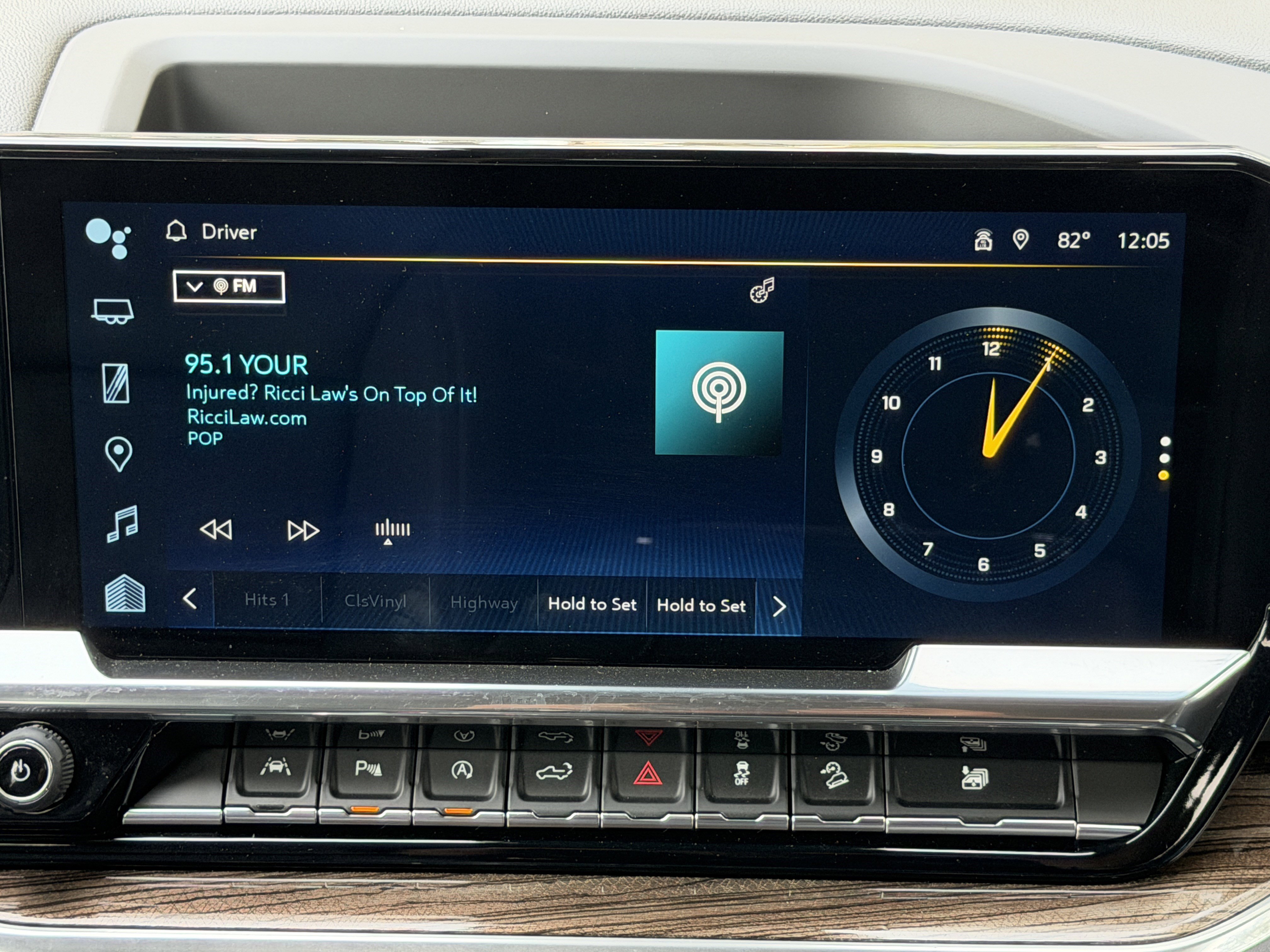 Used 2025 Chevrolet Silverado 1500 LT Trail Boss w/ LT Trail Boss Premium Package image 32