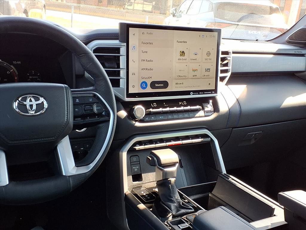 Used 2023 Toyota Tundra Platinum image 5