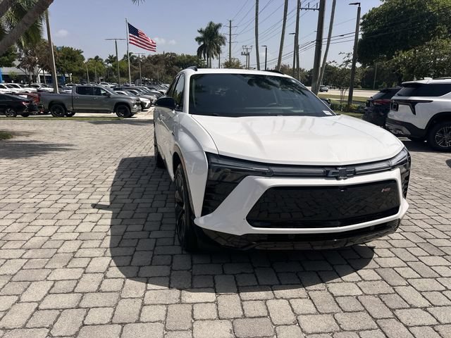 Used 2024 Chevrolet Blazer EV RS AWD/4WD image 17