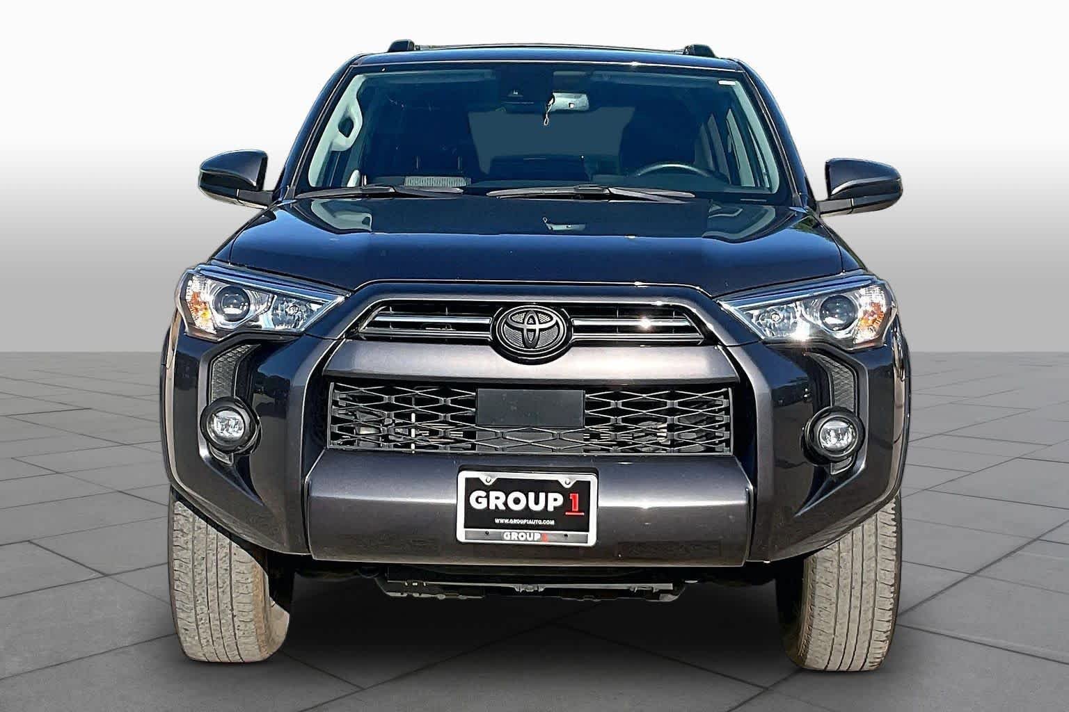 Used 2023 Toyota 4Runner SR5 AWD/4WD image 4