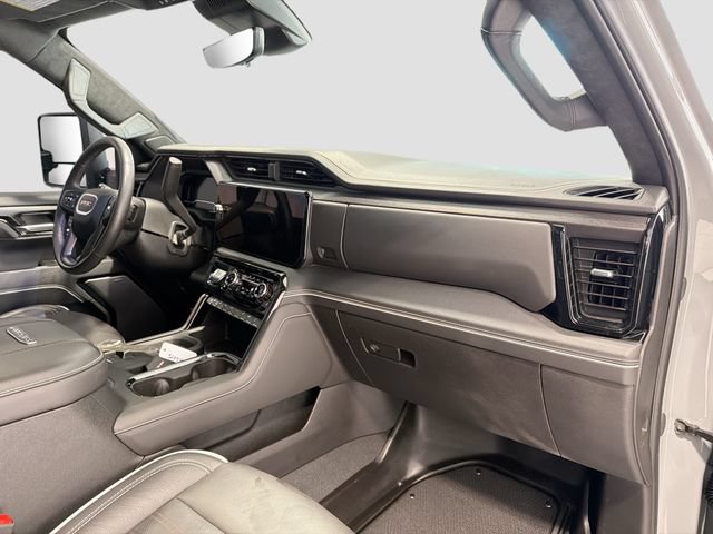 Used 2025 GMC Sierra 2500 AT4X AWD/4WD image 25