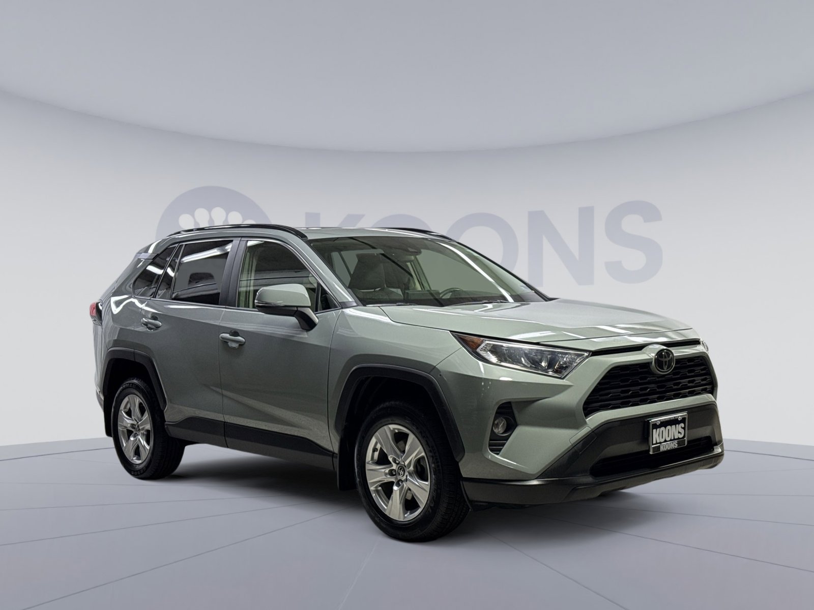 Used 2019 Toyota RAV4 XLE w/ Convenience Package image 14