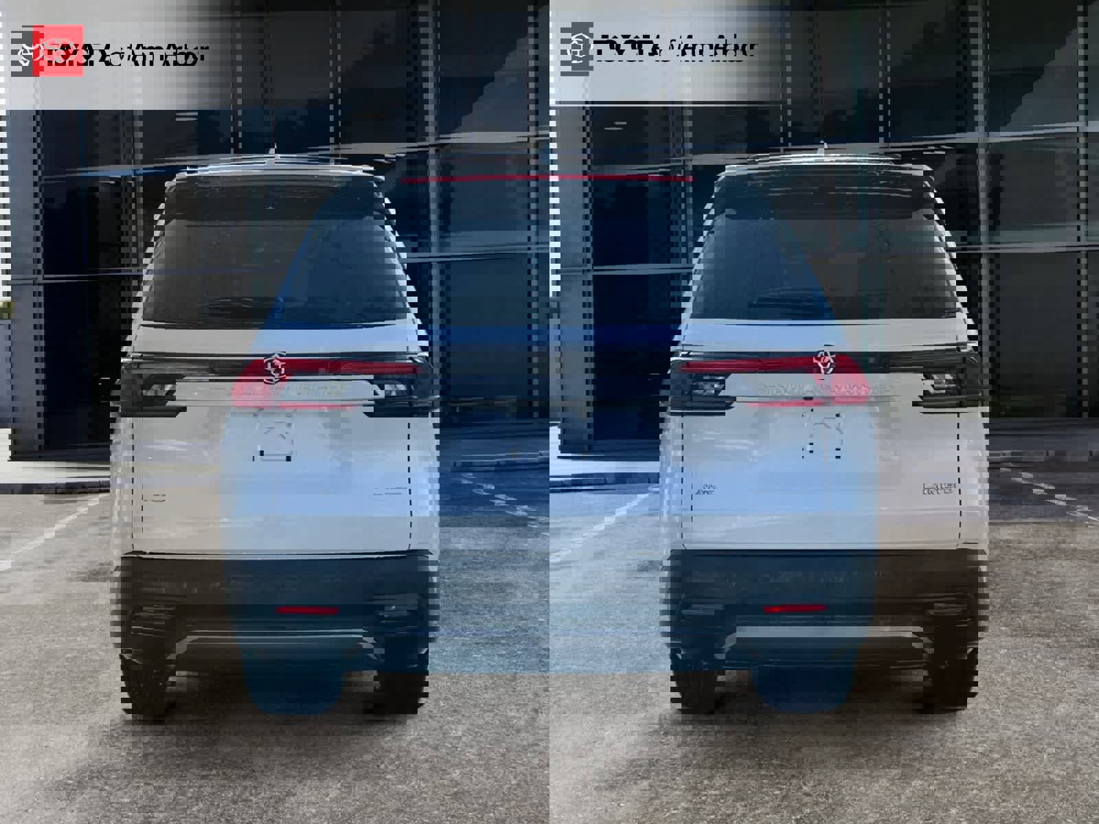 Used 2024 Toyota Grand Highlander Limited image 11