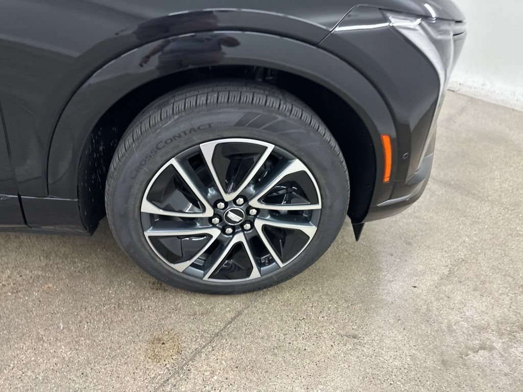 New 2027 Cadillac Optiq Sport AWD/4WD image 13