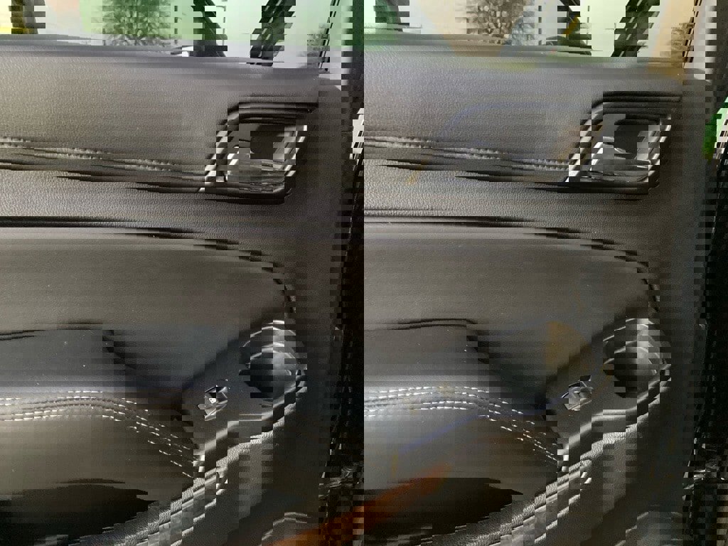 Used 2018 Chevrolet Tahoe LT image 11