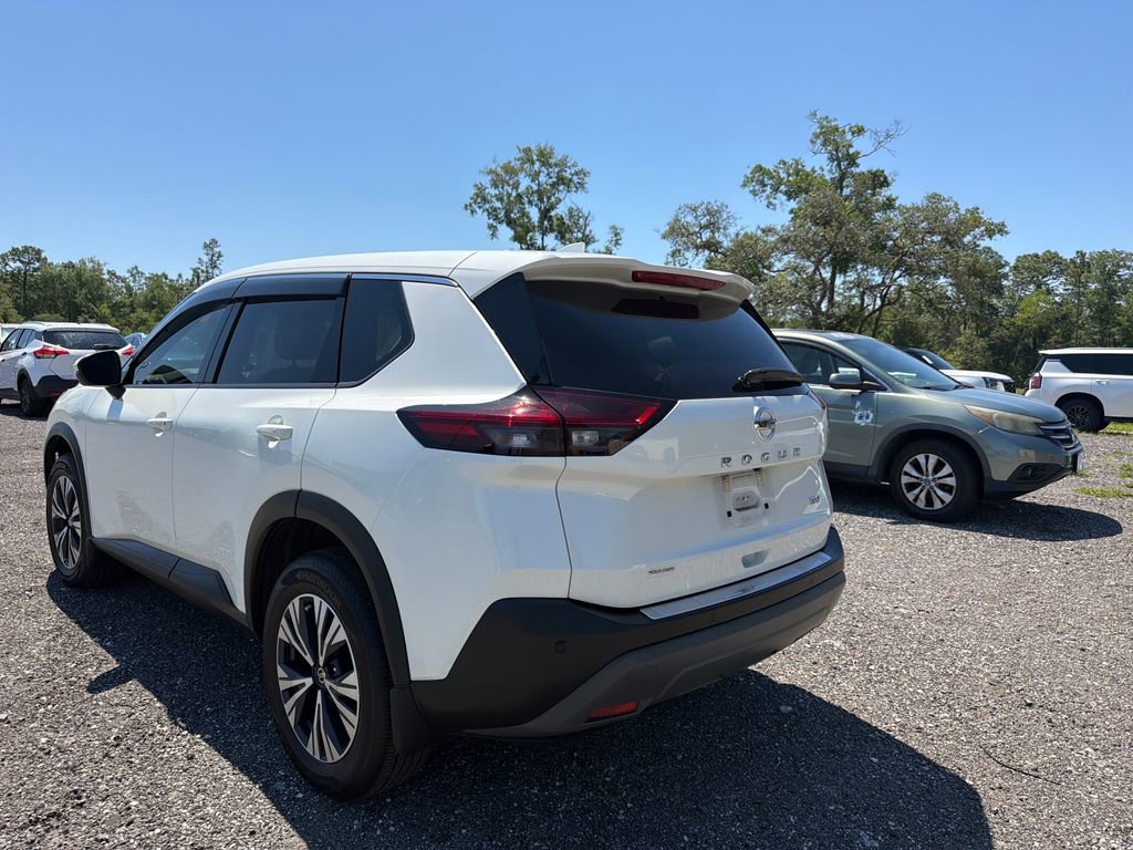Used 2021 Nissan Rogue SV FWD image 7