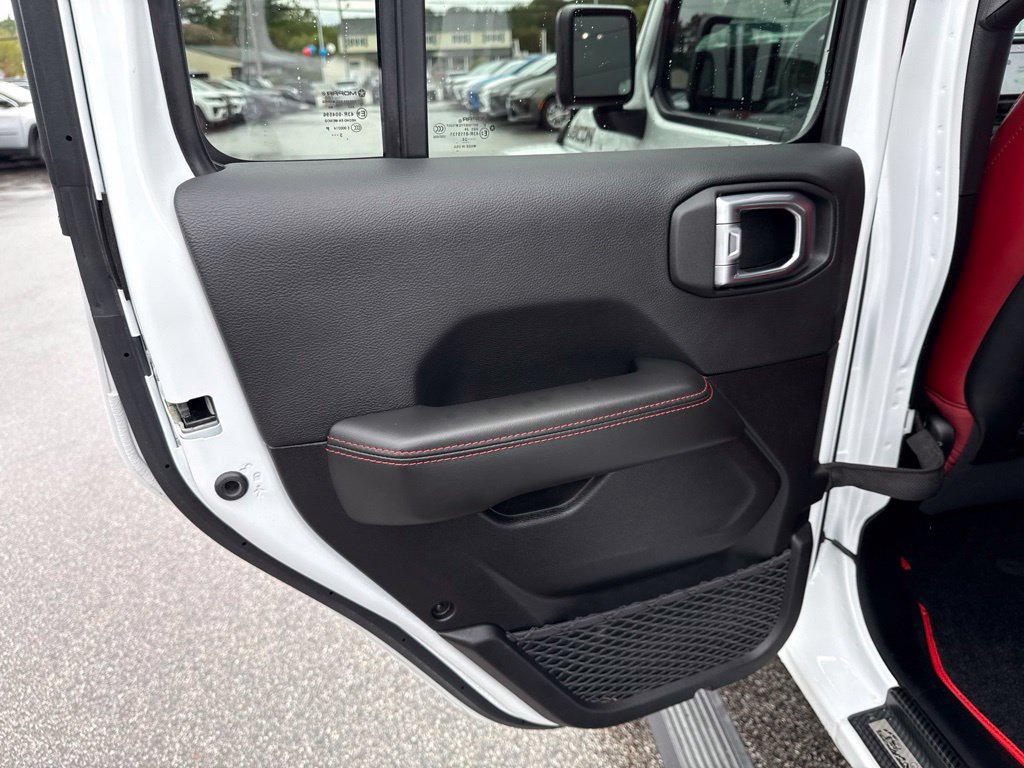Certified 2024 Jeep Wrangler Unlimited Rubicon 392 AWD/4WD image 21