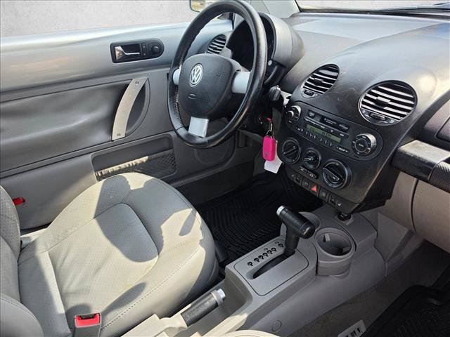 Used 2002 Volkswagen Beetle GLX FWD image 10