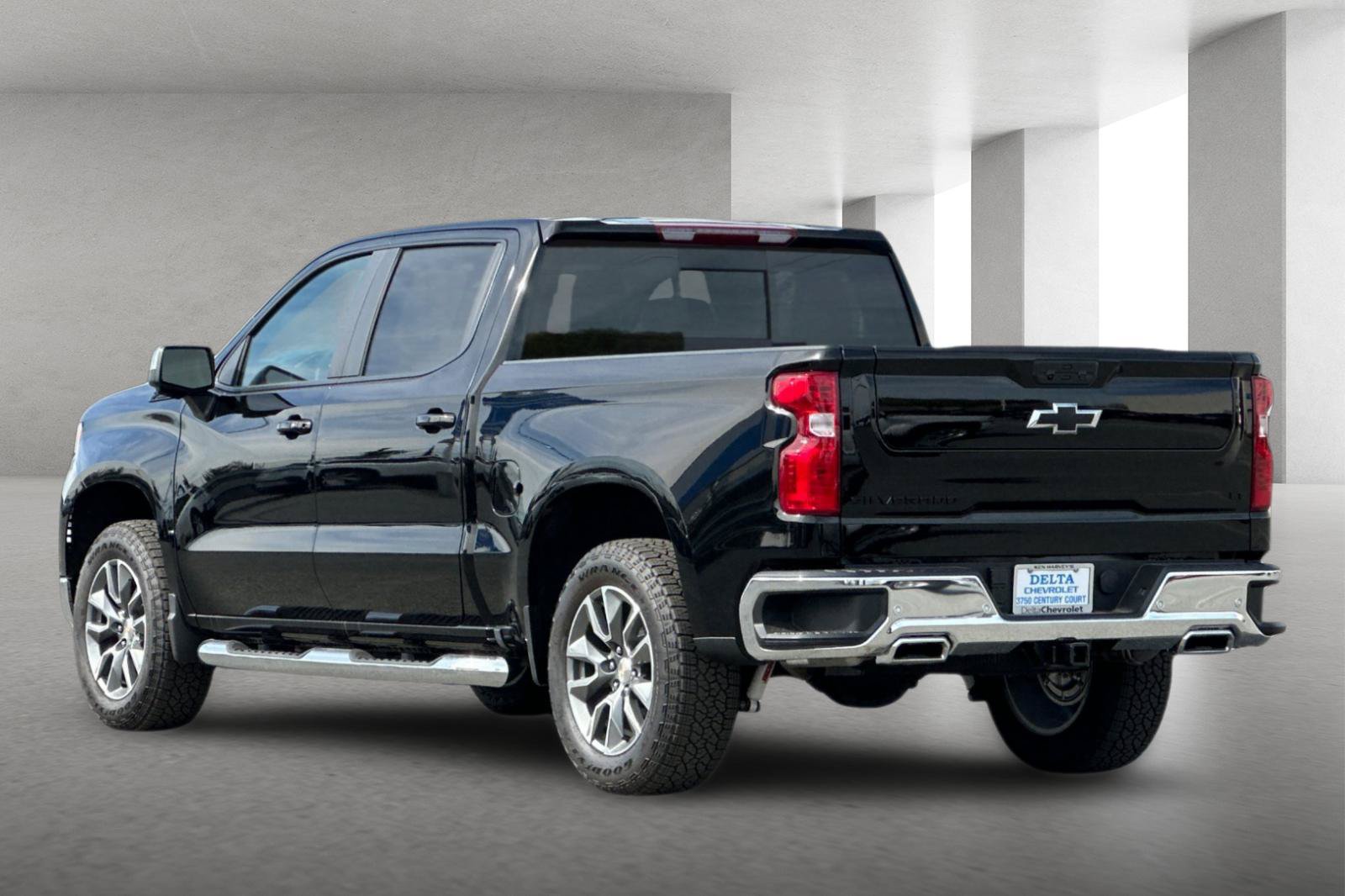 Used 2026 Chevrolet Silverado 1500 LT w/ All Star Edition Plus AWD/4WD image 6
