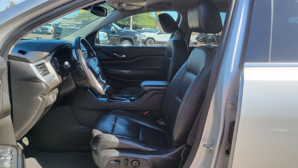 Used 2019 GMC Acadia SLT image 28