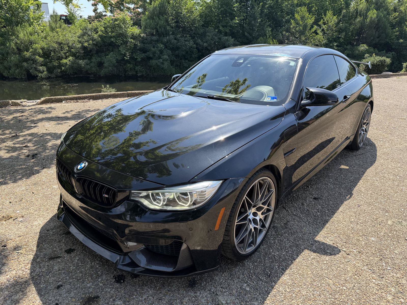 Used 2017 BMW M4 Coupe RWD image 12