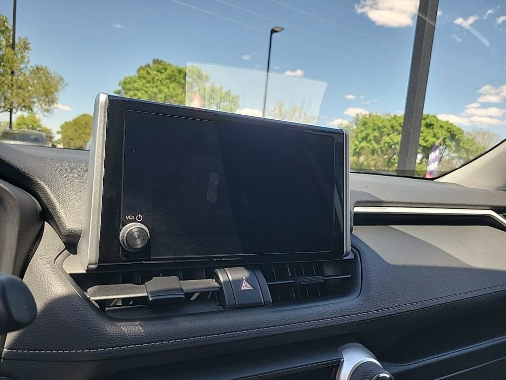 Used 2023 Toyota RAV4 XLE image 25