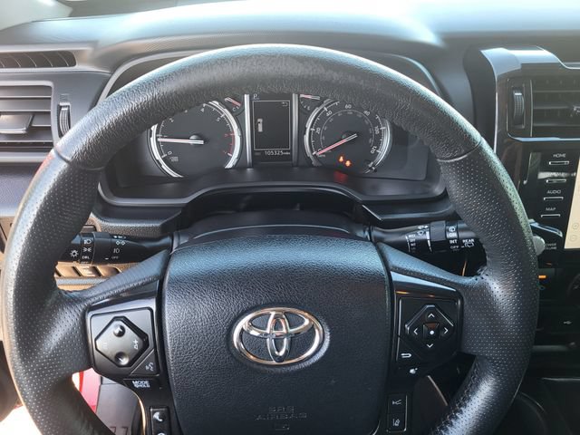 Used 2020 Toyota 4Runner TRD Off-Road Premium AWD/4WD image 15