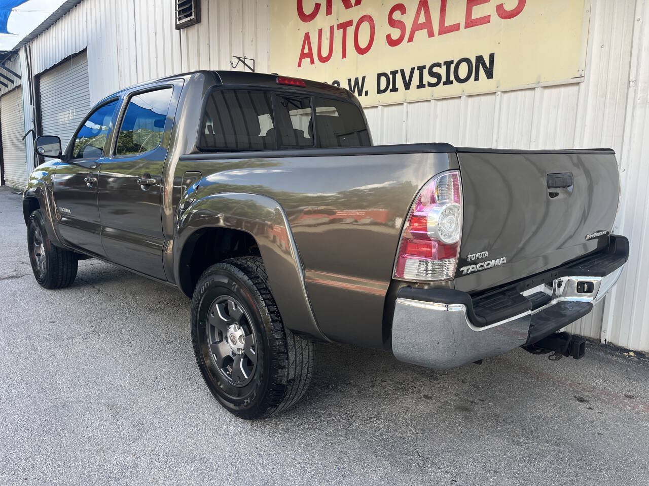 Used 2010 Toyota Tacoma PreRunner RWD image 8