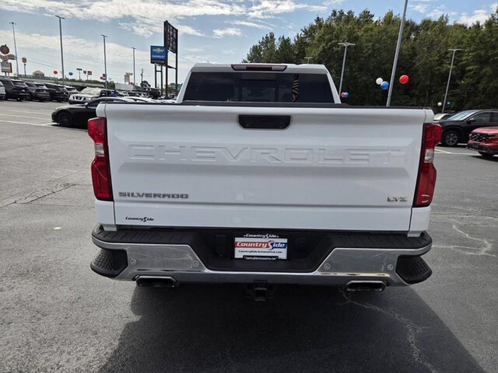 Used 2023 Chevrolet Silverado 1500 LTZ w/ LTZ Convenience Package II AWD/4WD image 4