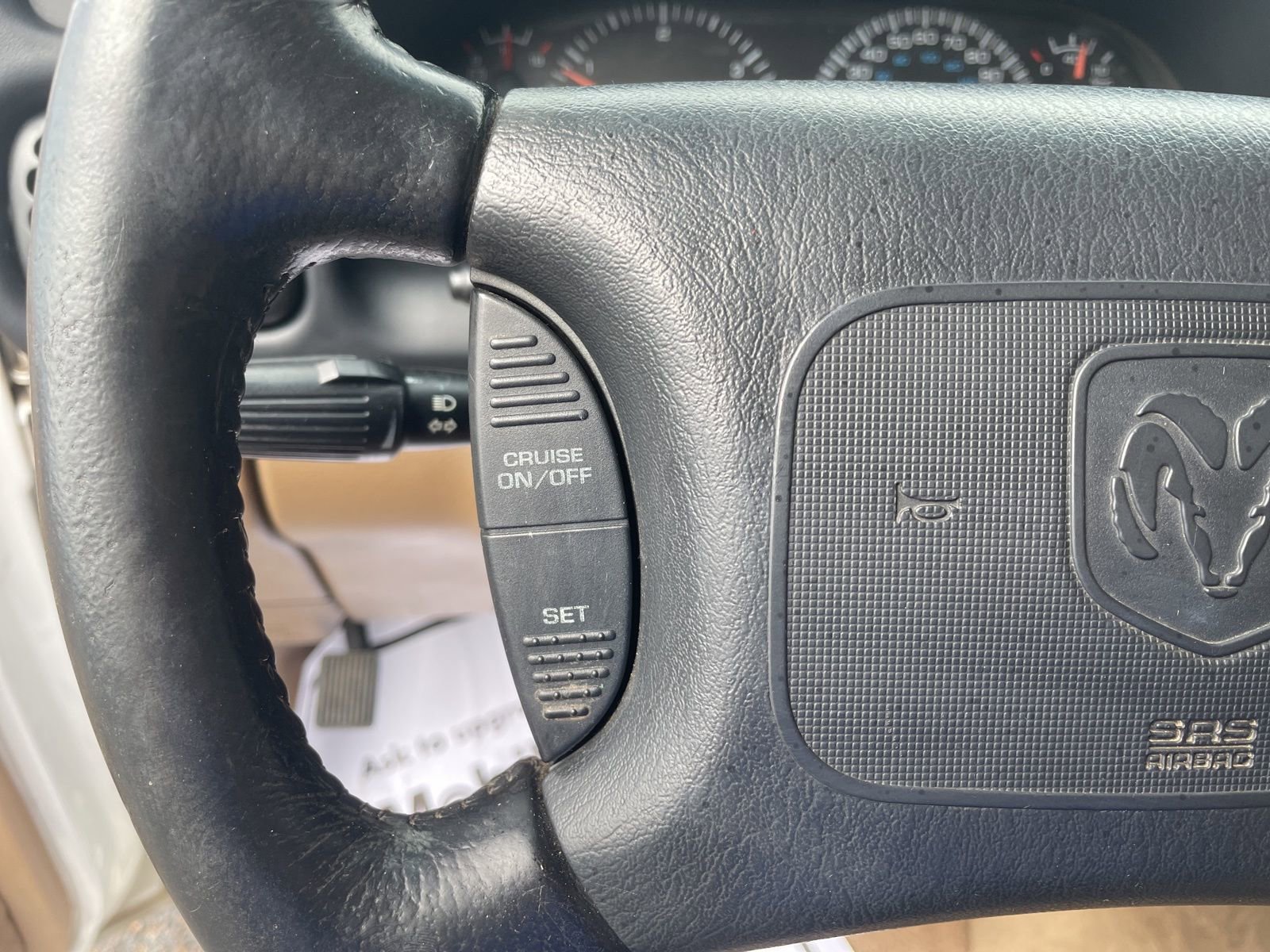 Used 2000 Dodge Ram 2500 Truck SLT image 15