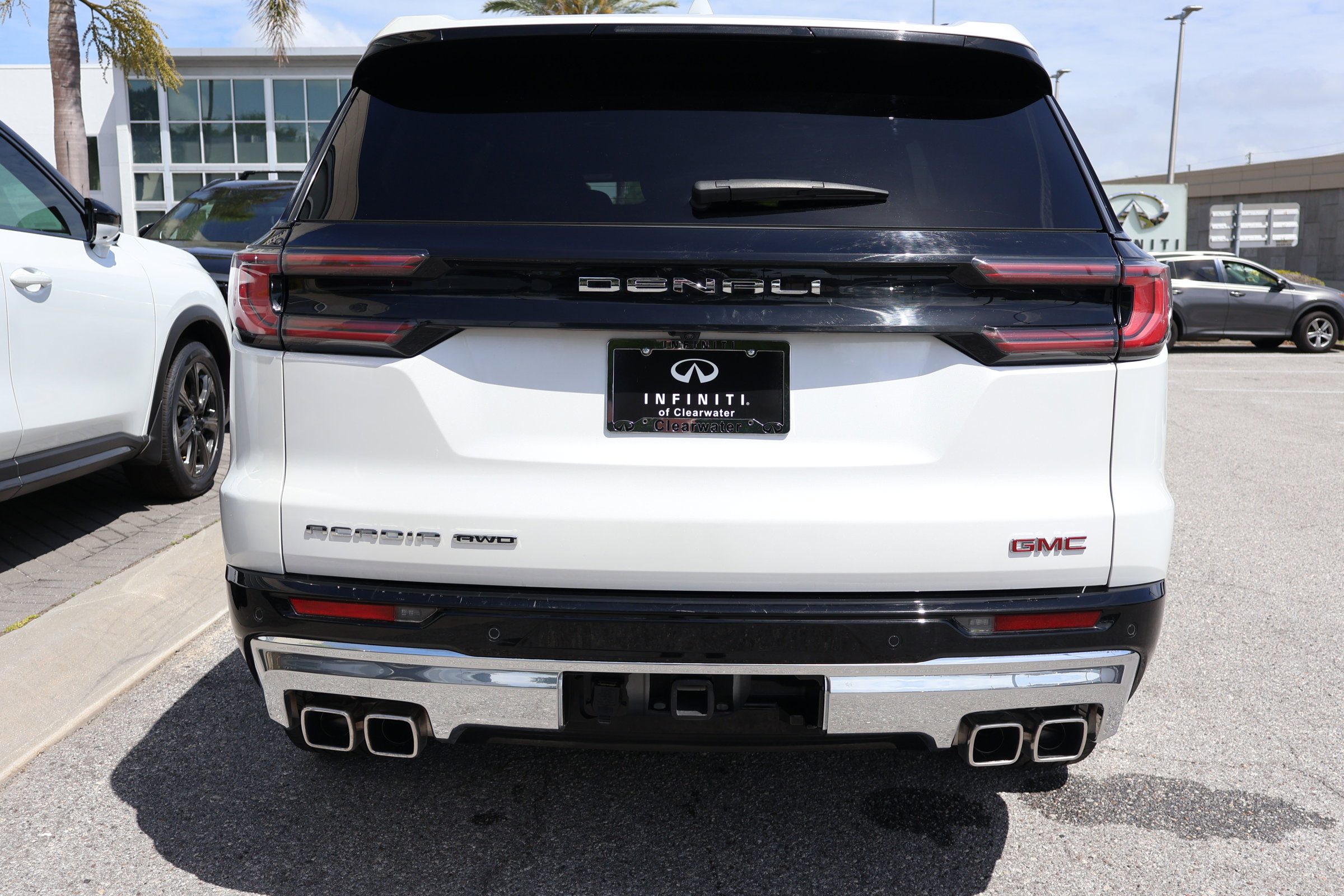 Used 2024 GMC Acadia Denali w/ LPO, Floor Liner Package image 7