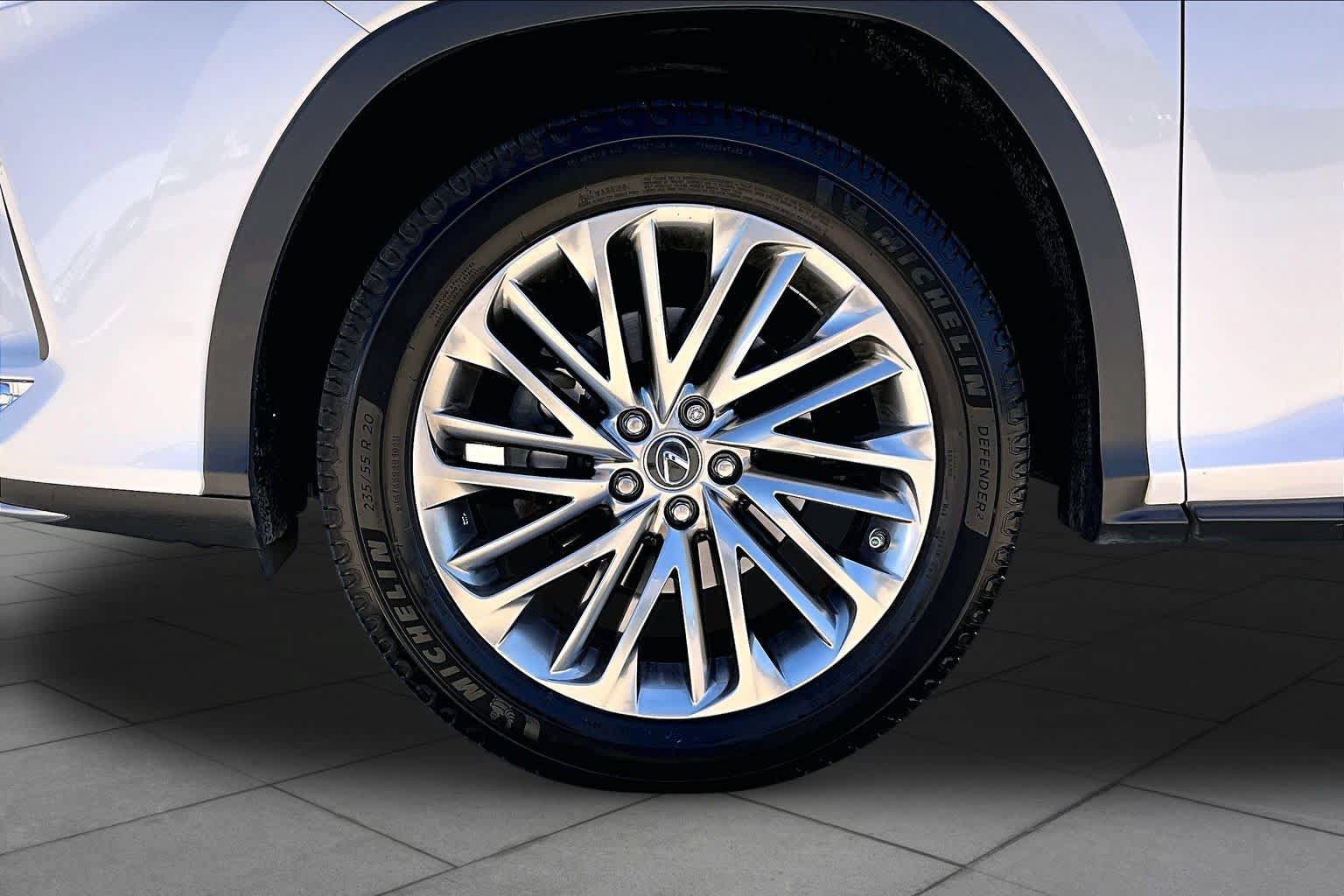 Used 2020 Lexus RX 350 FWD w/ Luxury Package image 11