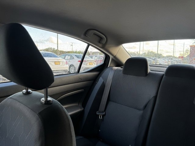 Used 2023 Nissan Versa SV image 29