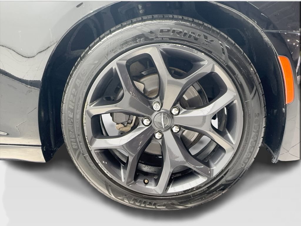 Used 2021 Chrysler 300 Touring w/ Sport Appearance Package image 13