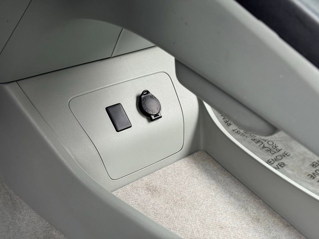 Used 2010 Toyota Prius Two FWD image 15