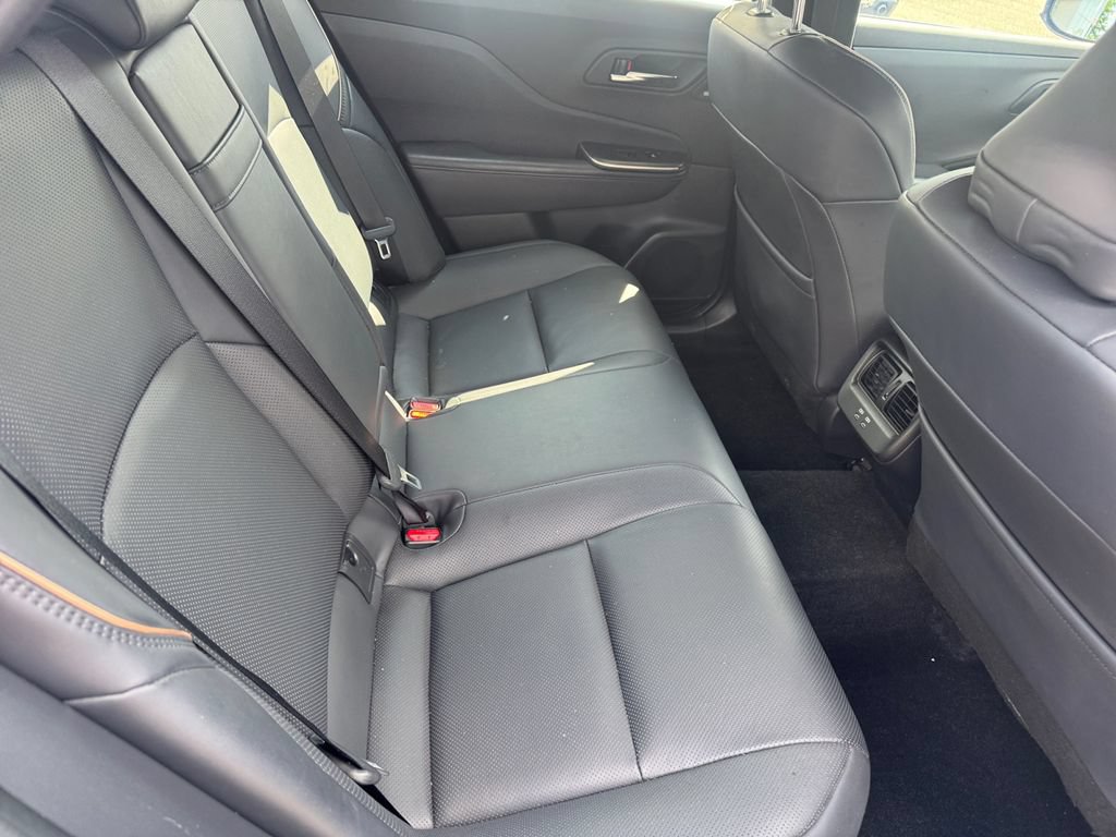 Used 2023 Toyota Crown Platinum AWD/4WD image 22