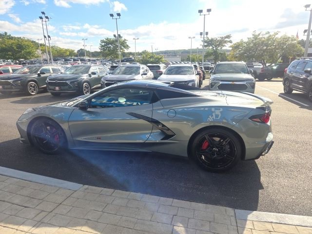 Used 2022 Chevrolet Corvette Stingray Convertible w/ Battery Protection Package image 6