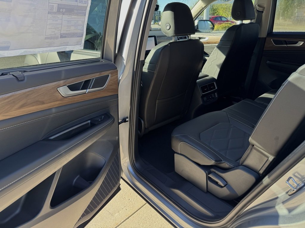 New 2026 Volkswagen Atlas SE image 23