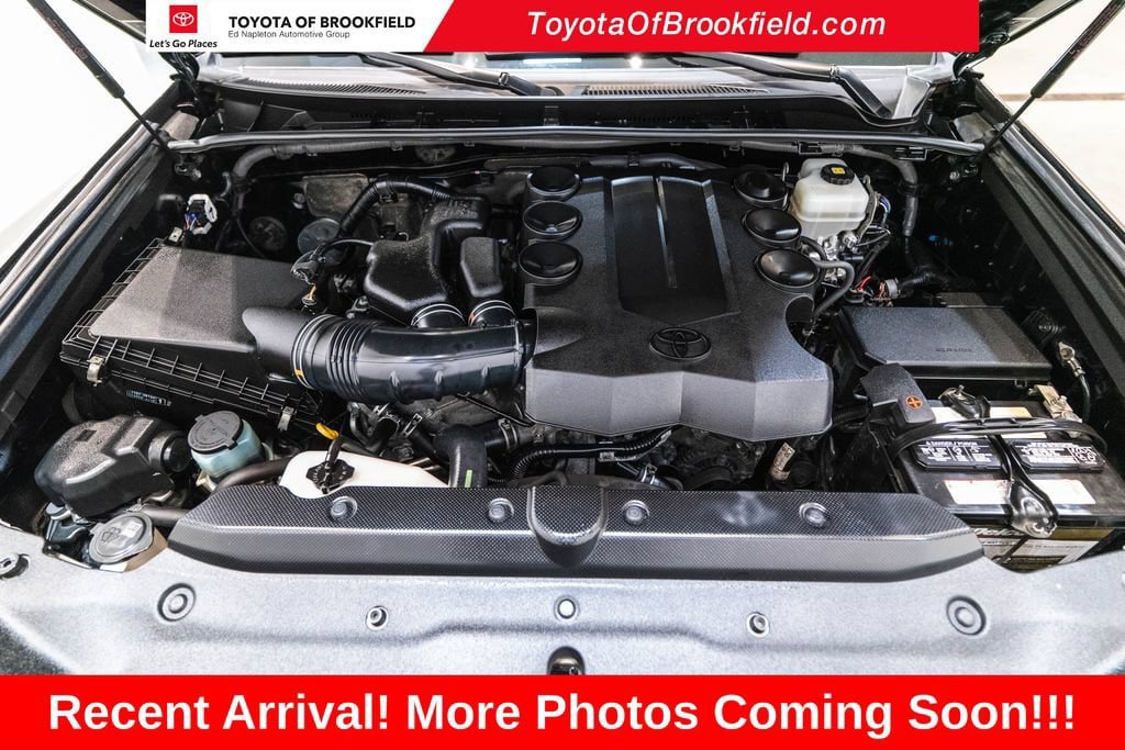 Used 2018 Toyota 4Runner TRD Off-Road Premium AWD/4WD image 34