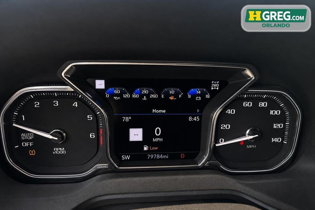 Used 2021 GMC Yukon Denali w/ Denali Premium Package AWD/4WD image 13