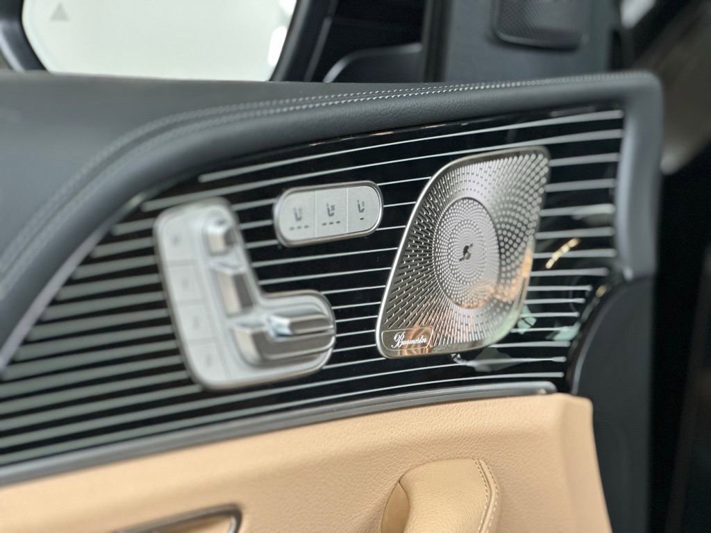 New 2026 Mercedes-Benz GLS 450 4MATIC image 19