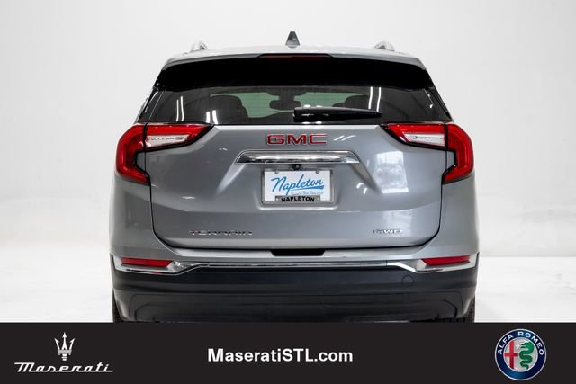 Used 2024 GMC Terrain SLT image 24