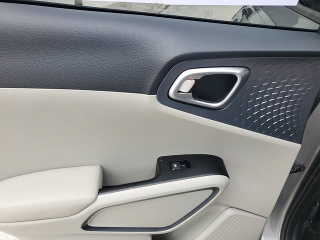 Certified 2023 Kia Soul EX FWD image 11