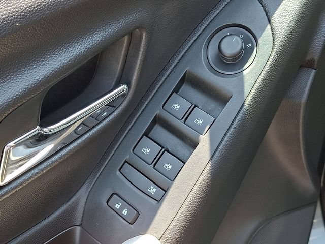 Used 2019 Chevrolet Trax LS w/ Tint and Cruise Package AWD/4WD image 25
